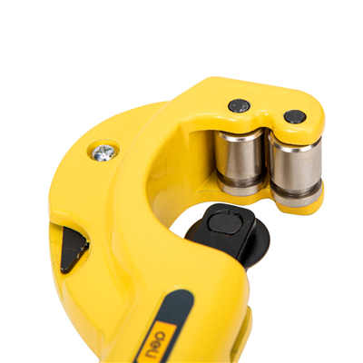 Nůžky na kovové trubky 32 mm Deli Tools EDL2504 (žluté)