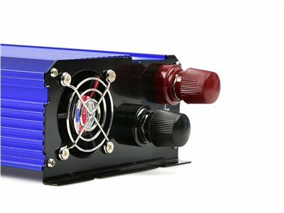Měnič napětí 12/230V 500W/1000W, čistá sinusovka GEKO