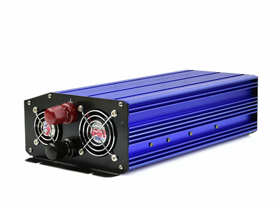 Měnič napětí 24/230V 1000W/2000W, čistá sinusovka GEKO