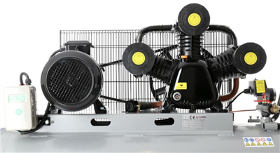 AKČNÍ SET SETTA311BM, Olejový kompresor 300l, 3 písty, 400V, 9,5 KW, s příslušenstvím