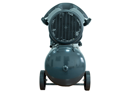 AKČNÍ SET SETMB-K106, Olejový kompresor 50l, 230V s příslušenstvím 3500W Matabro