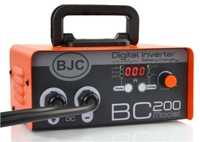 Digitální invertorová nabíječka baterií 12/24V BC-200 BJC