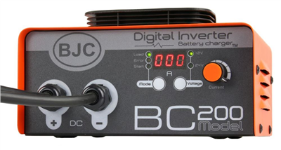 Digitální invertorová nabíječka baterií 12/24V BC-200 BJC