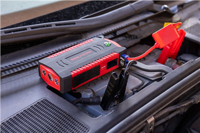 Powerbanka 19000mAh, 500-1000A  s funkcí startu a světlem BASS
