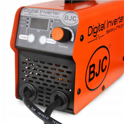 Digitální invertorová nabíječka baterií s funkcí start 12/24V 400A BJC PROFI