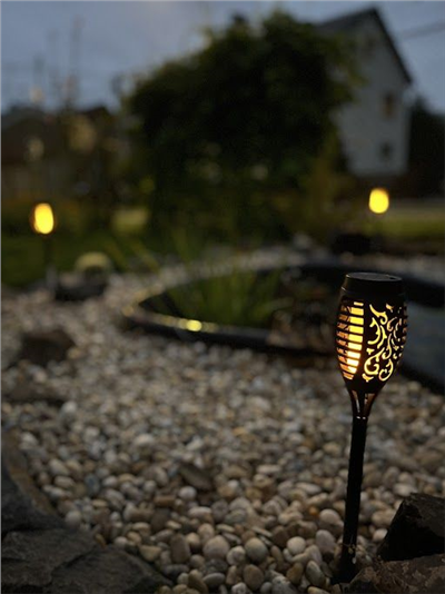 Pochodeň LED s plamenem, solární nabíjení BASS