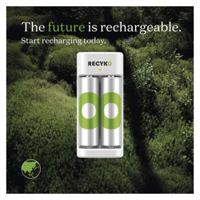 Nabíječka baterií GP Eco E221 + 2x AA ReCyko 2100