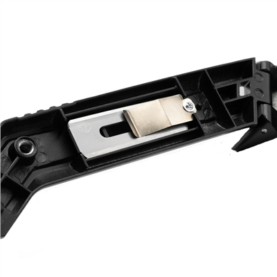 TOUGHBUILT TB-H4-11-CK, Zahnutý nůž na koberce | nástroj pro zastrkování