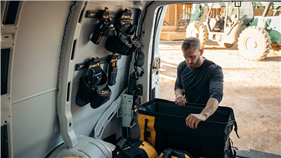 Nástěnný organizér TOUGHBUILT TB-53