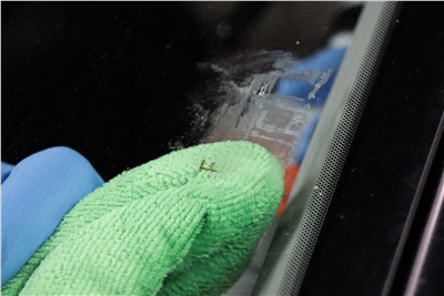 Škrabka plastová na odstranění etiket a lepidla Koch  + náhradní čepele