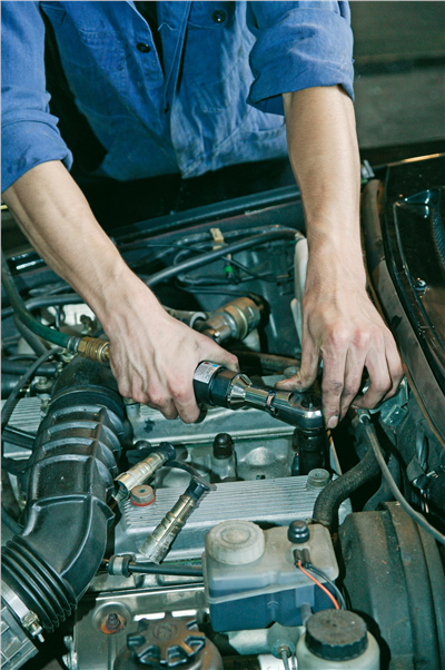 Pneumatická ráčna 1/2 palce (12,5 mm) čtyřhran masivní | Délka 270 mm, max moment 70 Nm